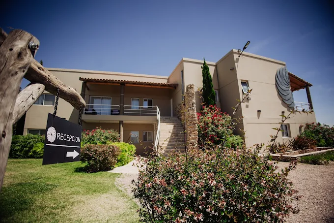 Chaglasian Wine & Suites