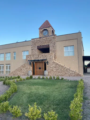 Chaglasian Wine & Suites