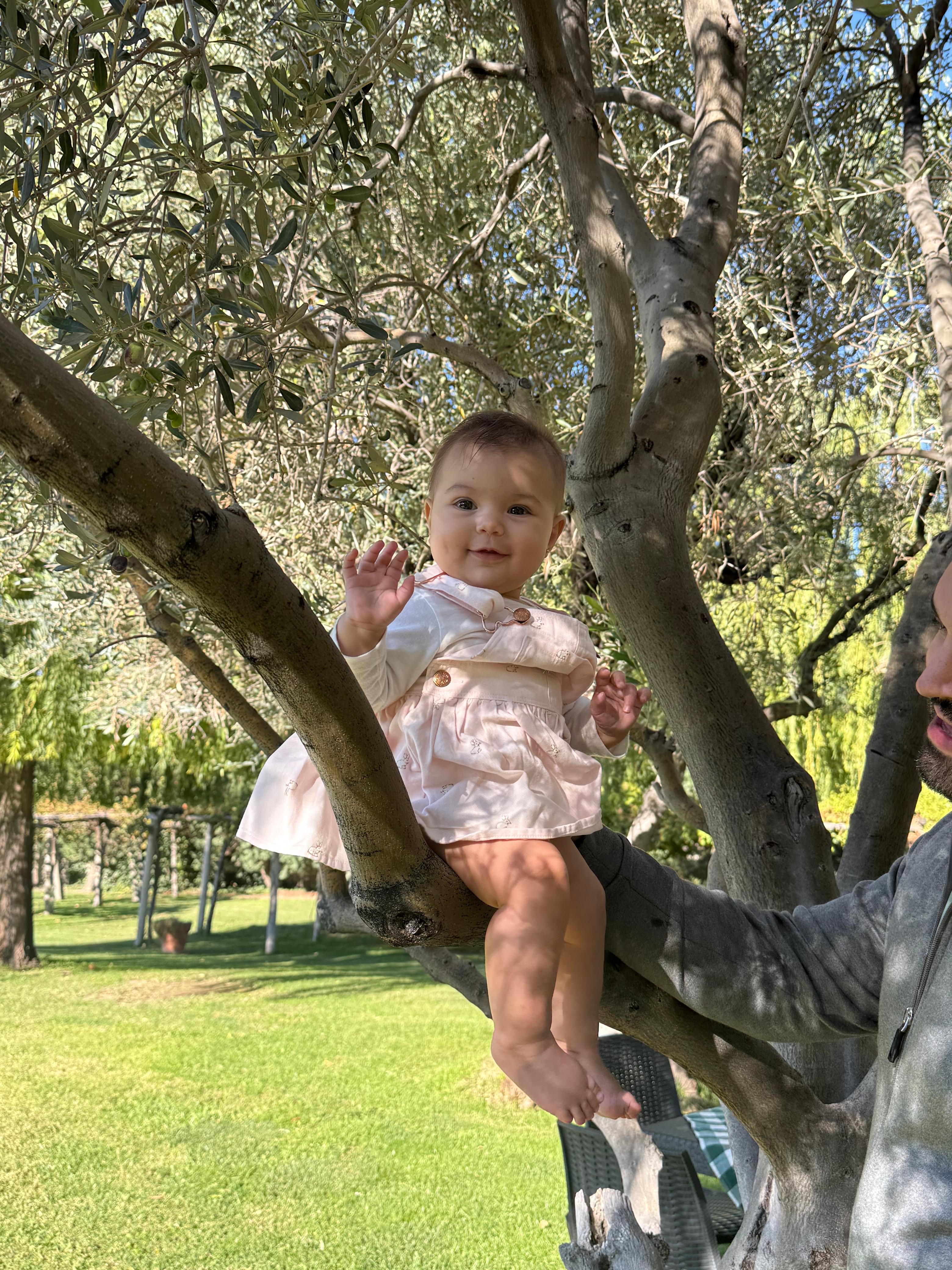 Camila, Ticiano & Domiciana